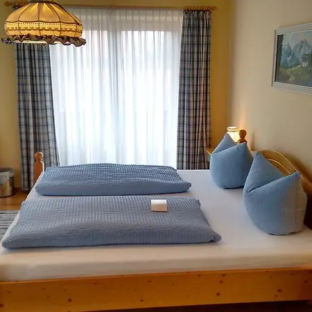 Unterwirt Πανσιόν 3*